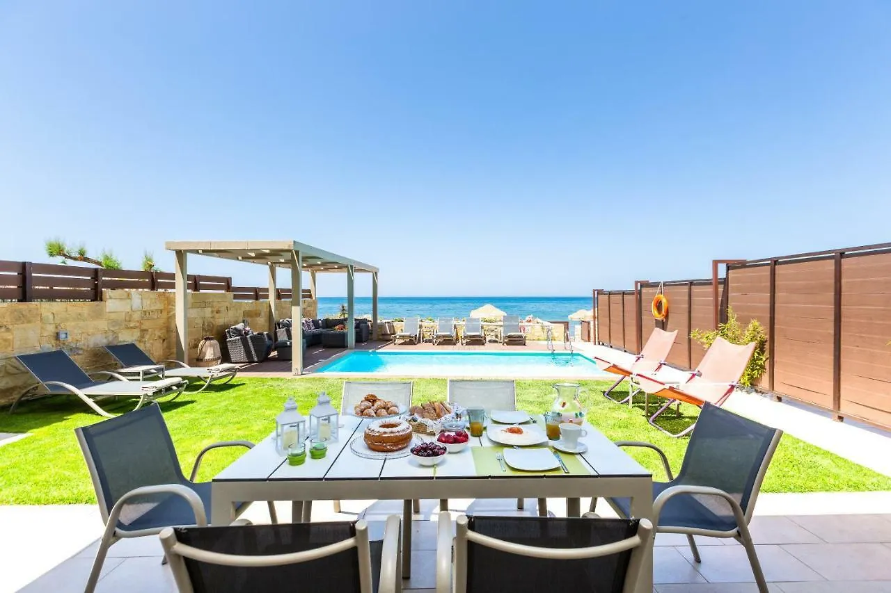 Villa Espera Luxury Beach Front Residence With Pool & Bbq, By Thinkvilla