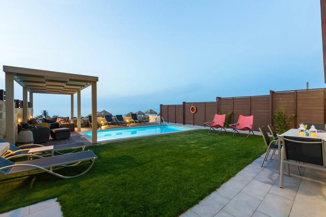 Espera Luxury Beach Front Residence With Pool & Bbq, By Thinkvilla Rethymno (Crete)
